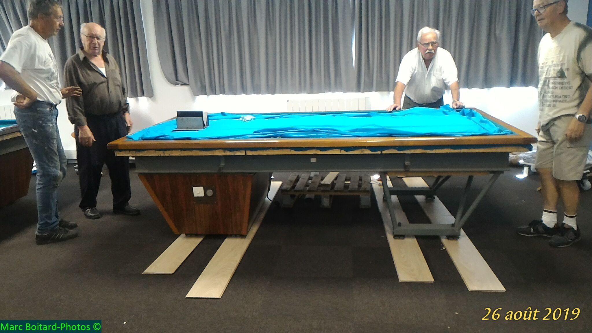 Essai pour le glisser comme avec le snooker (impossible il faudra le démonter)