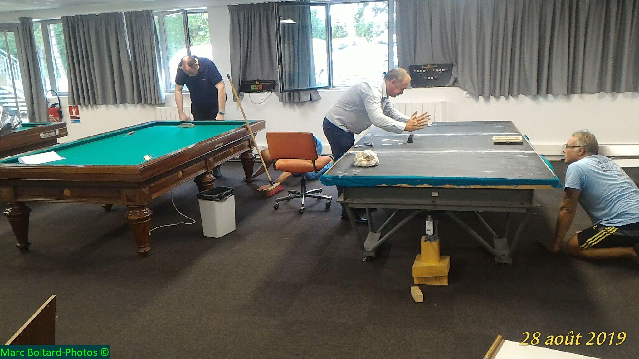 reste à remonter les billards, refaire les joints, mettre à niveau ... 